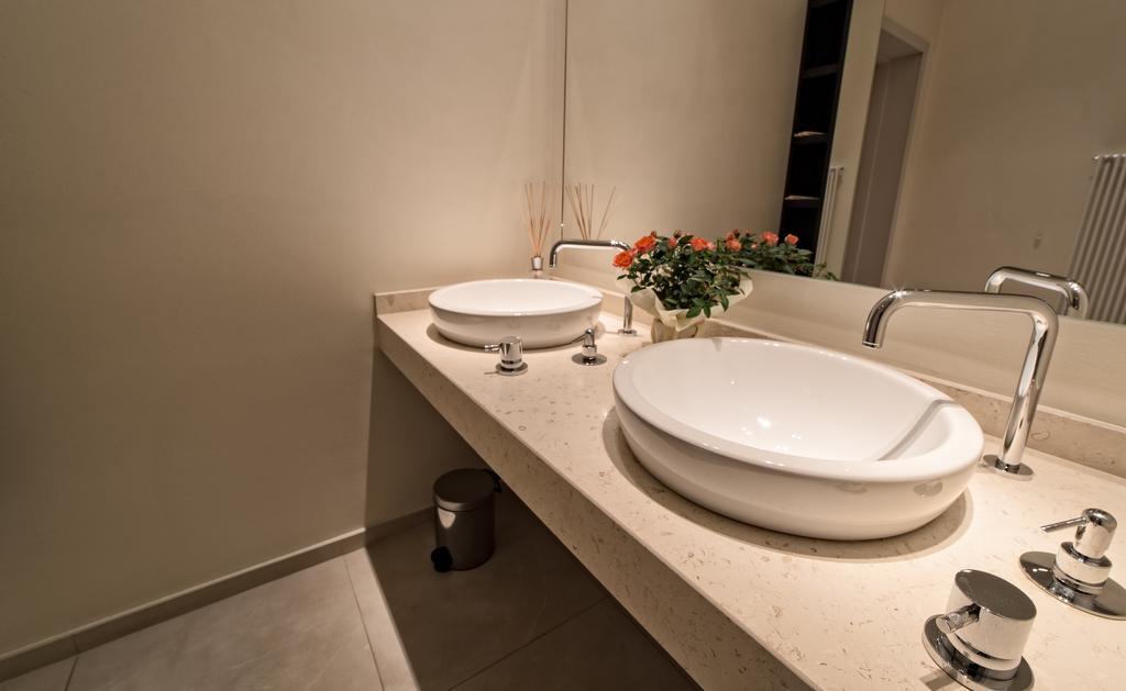 Hotel Country House La Radice Чивітанова-Марке Екстер'єр фото